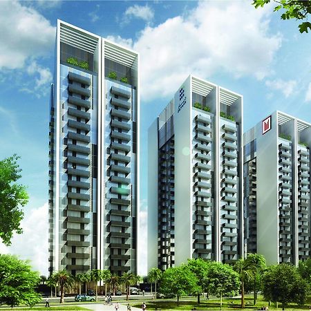 Millennium Executive Apartments Mont Rose Dubai Exterior foto