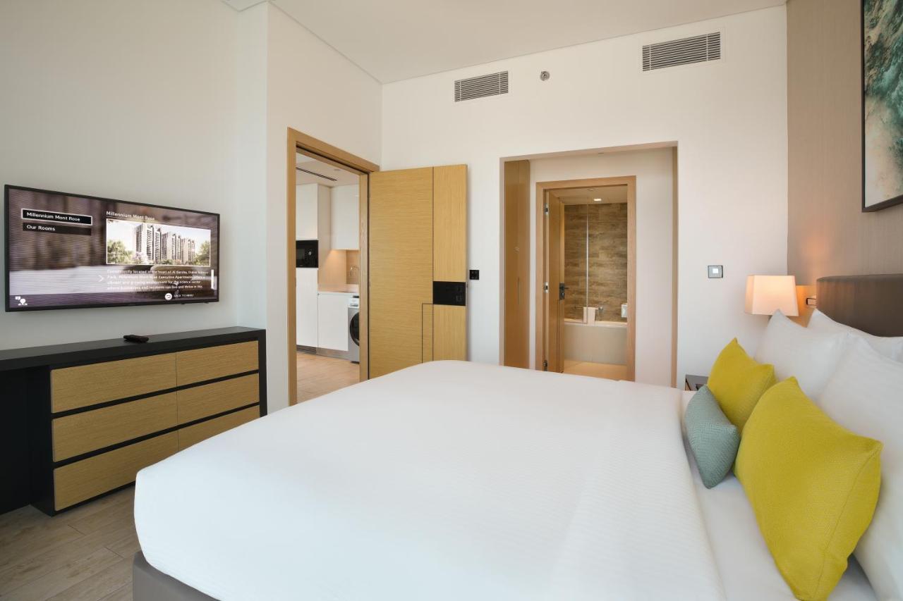 Millennium Executive Apartments Mont Rose Dubai Exterior foto